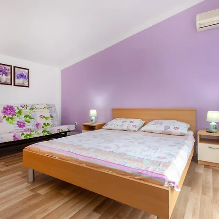Apartment Alaga B *