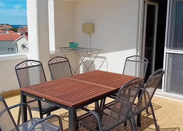 Alaga B Appartement Tribalj